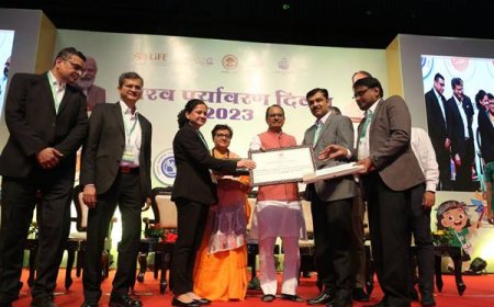 सौर ऊर्जा खपत पर निर्भरता बढ़ाने के लिये जॉन डियर इण्डिया को मिला अवार्ड