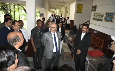 चीफ़ जस्टिस  रमेश सिन्हा ने किया धमतरी जिला न्यायालय का औचक निरीक्षण